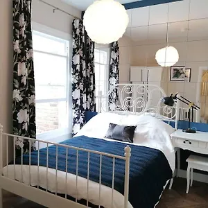 https://stunning-3-bedroom-townhouse-in-the-heart-of-city.belfasthotelsireland.com