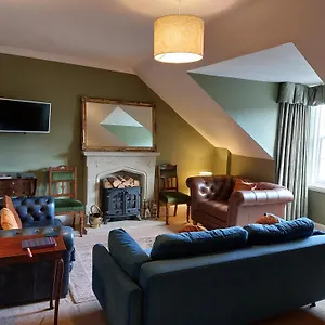 Stunning 5br Royal Mile Penthouse Edinburgh