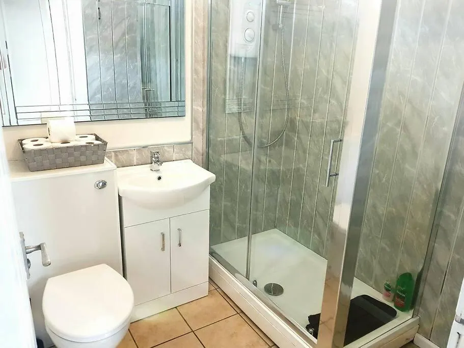 Apartment Cosy 2-Bedroom House In Leith Edinburgh