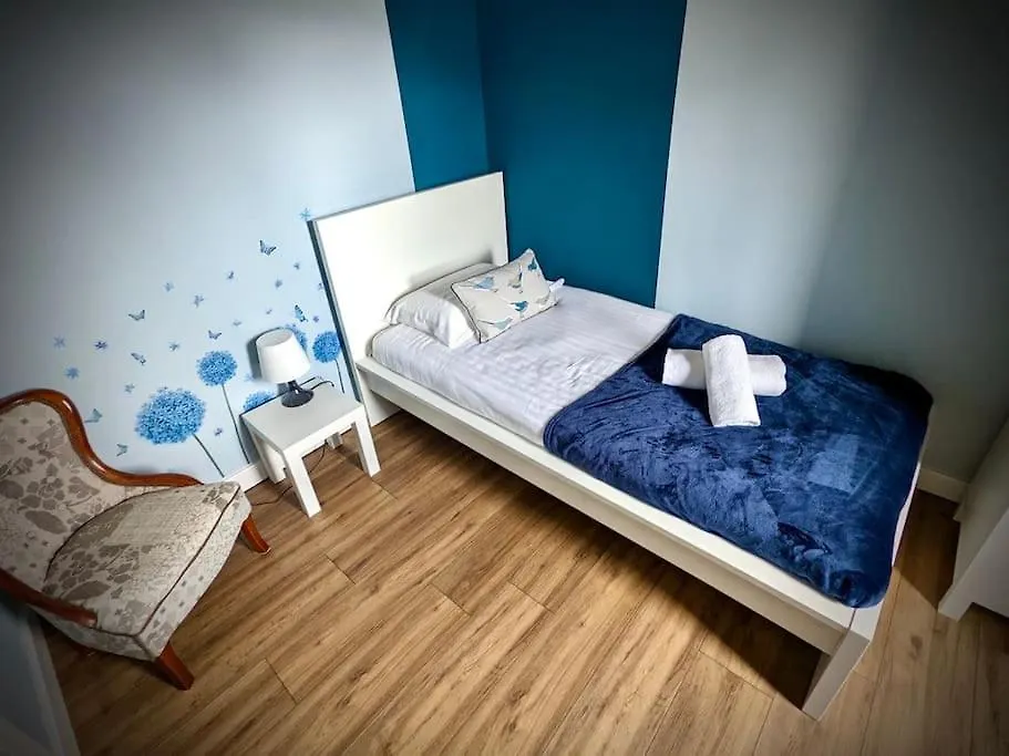 Apartment Cosy 2-Bedroom House In Leith Edinburgh