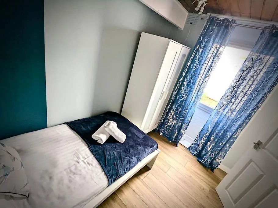 Apartment Cosy 2-Bedroom House In Leith Edinburgh United Kingdom